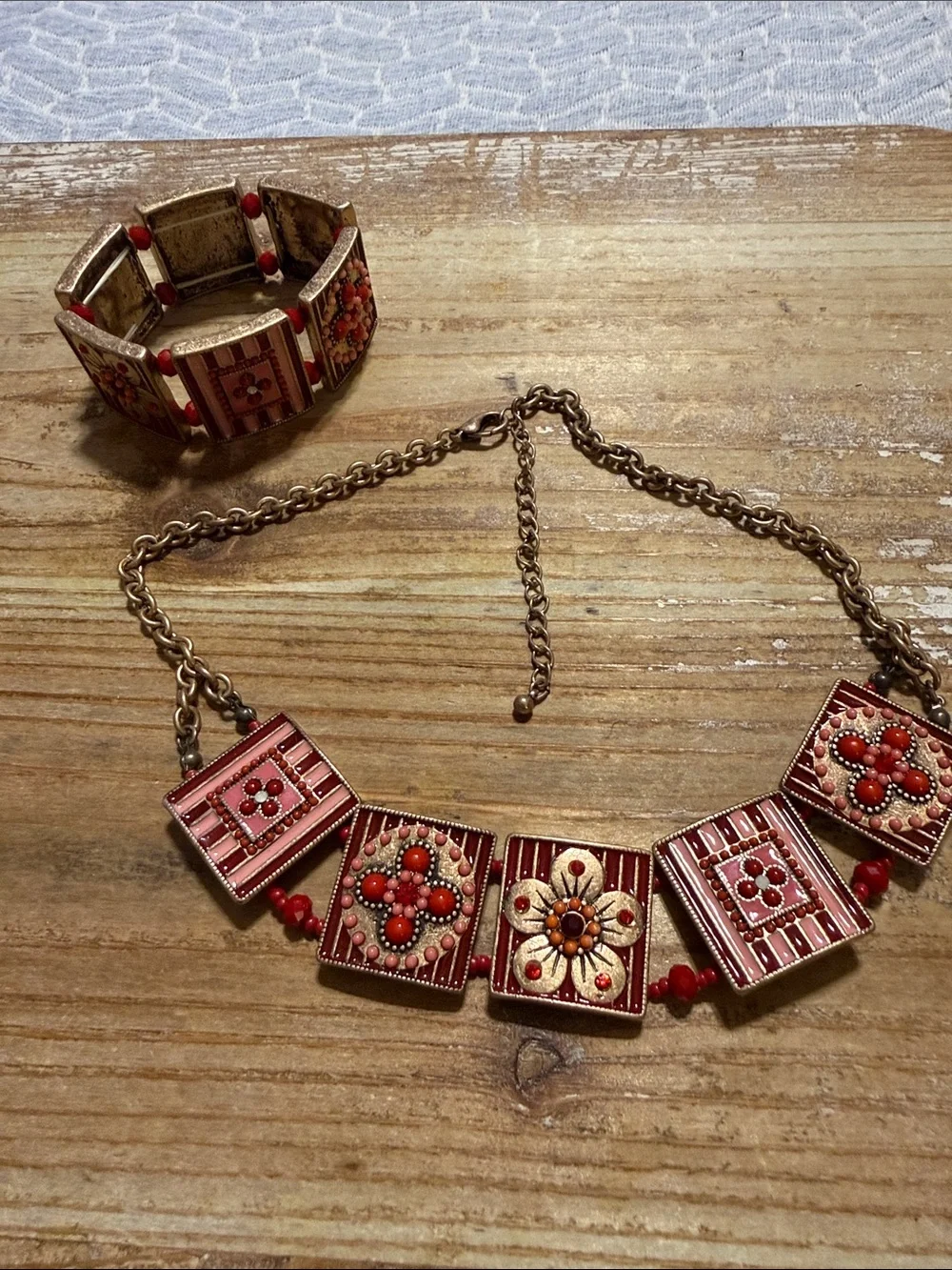 Vintage Gold Tone Red Pink Flower Necklace Matching Bangle Bracelet Floral Set